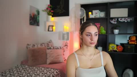 aya hitakayama  online show from March 11, 7:47 pm