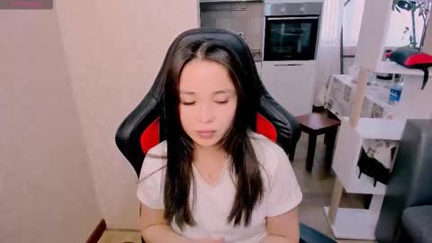 Snapshot of aya_moon chatting on October 22, 5:45 am Aya Moon online show from October 22, 5:45 am