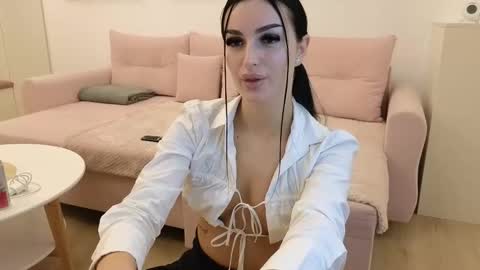 Ayabellle online show from October 20, 10:02 pm