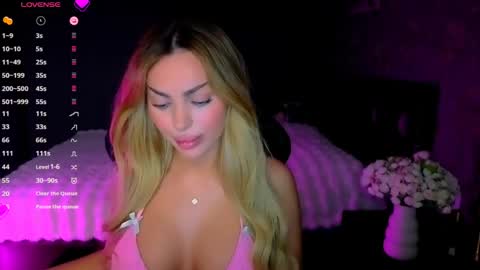  Ayla Demir  online show from April 15, 8:53 pm