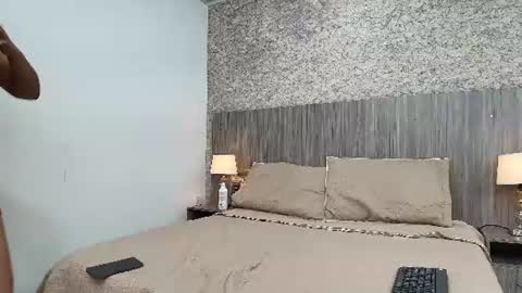 Ayleen Collins online show from June 26, 8:54 pm