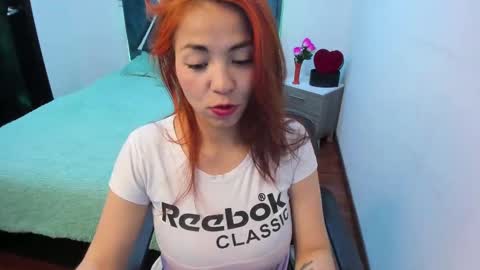 Snapshot of aylin_diazz chatting on October 3, 1:49 pm Aylin online show from October 3, 1:49 pm