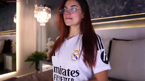 Aylin Millerxs online show from November 23, 8:43 pm