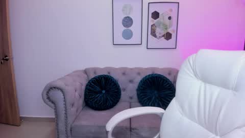 Snapshot of ayshel_cooperr chatting on October 24, 4:30 am ayshel_cooperr online show from October 24, 4:30 am