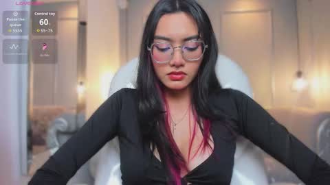 Azura online show from February 9, 7:38 pm