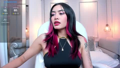 Azura online show from January 22, 7:45 pm