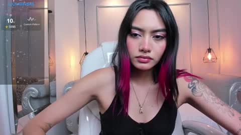 Azura online show from February 19, 7:27 pm