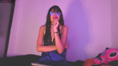 Sofia you baby online show from December 19, 8:17 am