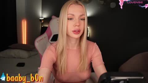 Snapshot of baaby_bon chatting on January 19, 3:50 am Bonnie  online show from January 19, 3:50 am