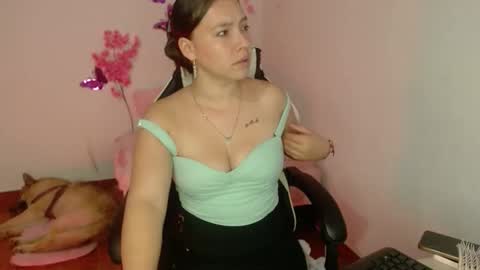 babenik_666 online show from December 5, 6:57 am