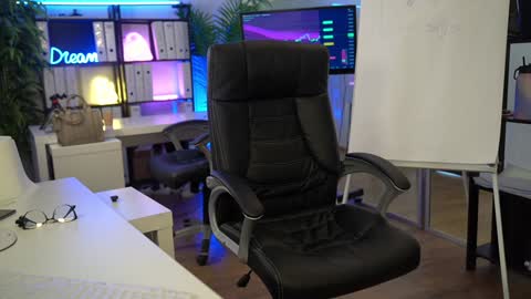 Olivia and Lexi online show from March 23, 8:31 am