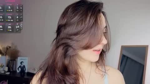 Emily online show from January 9, 7:24 am