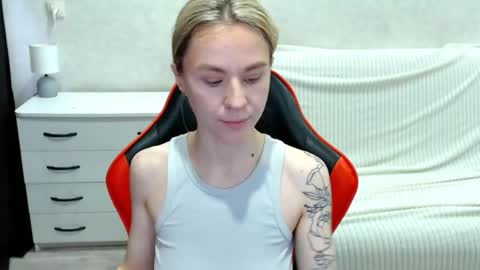 Snapshot of baby_kitte chatting on October 26, 5:14 am baby_kitte online show from October 26, 5:14 am