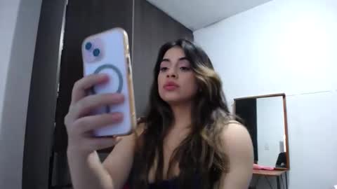 Snapshot of baby_roose chatting on December 3, 10:18 pm Baby online show from December 3, 10:18 pm