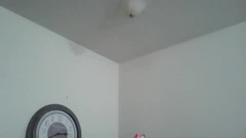 babydragon25 online show from February 11, 8:32 pm