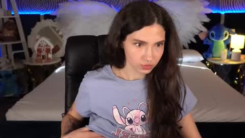 Sasha online show from December 3, 8:55 pm