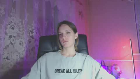 Sonya online show from April 18, 7:58 pm