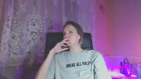 Sonya online show from April 18, 7:07 pm