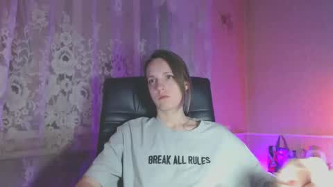 Sonya online show from April 18, 6:43 pm