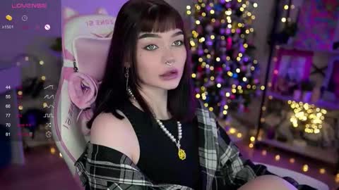 Nika online show from December 25, 11:31 pm