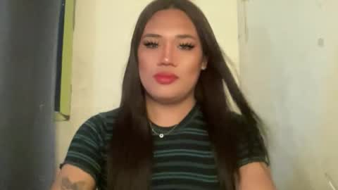 AMARA - FOLLOW ME AND THUMBS UP online show from March 22, 11:00 pm