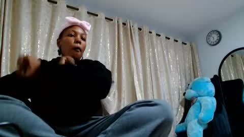 baddestslut001 online show from June 27, 6:58 pm