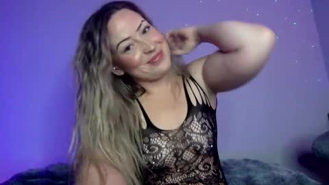 baddiejess618433 online show from December 3, 5:08 am