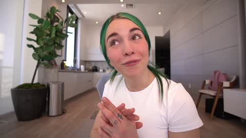 Bailey online show from January 25, 1:57 pm