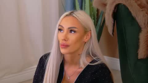 bailey_rush online show from November 19, 5:57 pm