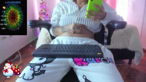 IM BAILEY online show from December 30, 4:51 pm