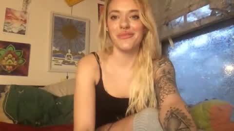 Bambi online show from December 10, 9:33 pm