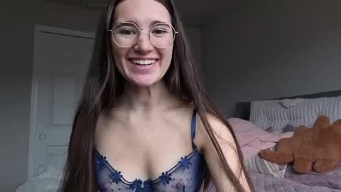 Bambi Farrina online show from February 28, 8:19 pm