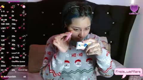 banana_wafflera online show from November 11, 12:35 pm