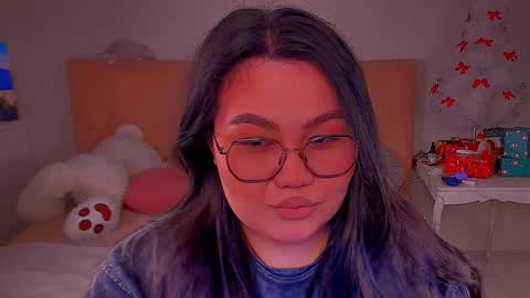 Barbie Kim online show from February 1, 4:44 pm