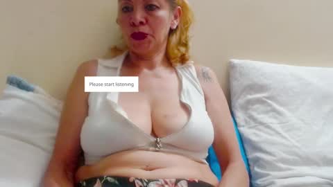 Snapshot of barbiemature chatting on September 25, 2:54 am barbiemature online show from September 25, 2:54 am