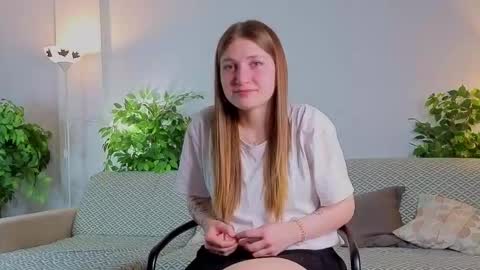 Elise online show from November 27, 1:30 am