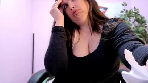 battymoll online show from April 16, 9:03 pm