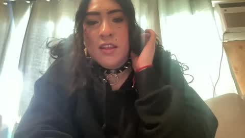 baybeegerrl online show from December 19, 10:10 pm