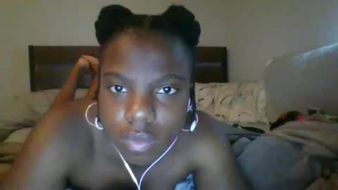 bbgirl0223 online show from April 15, 10:43 pm