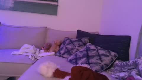 Emma online show from December 26, 11:10 am