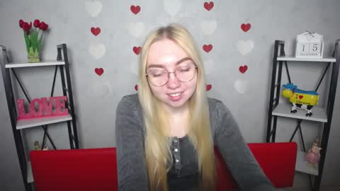 Snapshot of beatriceflyy chatting on December 16, 6:10 am BeatriceFlyy online show from December 16, 6:10 am