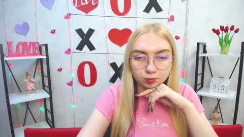 Snapshot of beatriceflyy chatting on February 25, 4:25 pm BeatriceFlyy online show from February 25, 4:25 pm