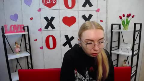 Snapshot of beatriceflyy chatting on March 10, 6:38 am BeatriceFlyy online show from March 10, 6:38 am