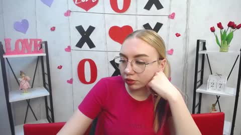 Snapshot of beatriceflyy chatting on January 27, 11:32 am BeatriceFlyy online show from January 27, 11:32 am