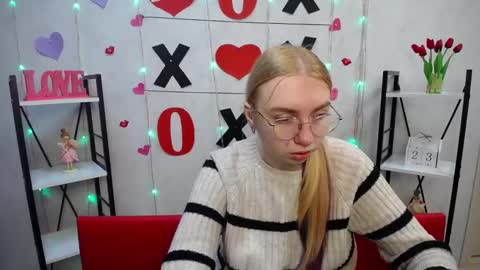 Snapshot of beatriceflyy chatting on February 23, 6:12 am BeatriceFlyy online show from February 23, 6:12 am