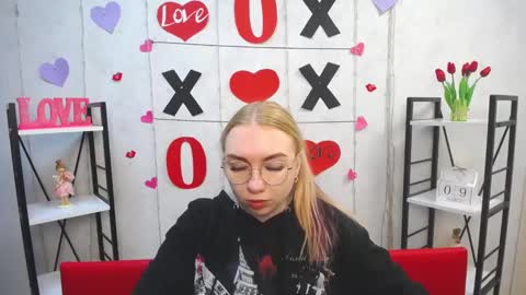 Snapshot of beatriceflyy chatting on March 10, 4:46 pm BeatriceFlyy online show from March 10, 4:46 pm