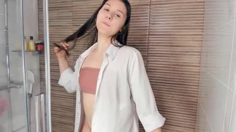 Beatrix or Triss3 online show from September 16, 6:54 am