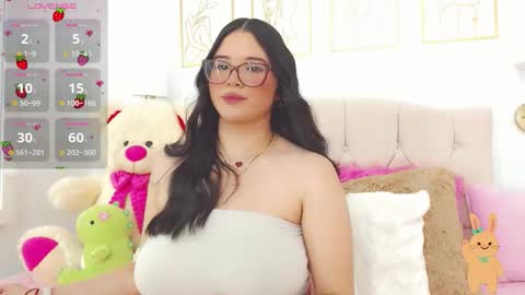 beautty_pink online show from March 18, 4:23 pm