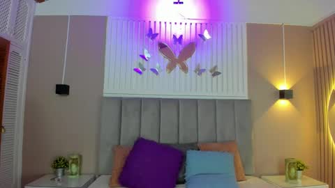 Chantall online show from January 30, 9:58 pm