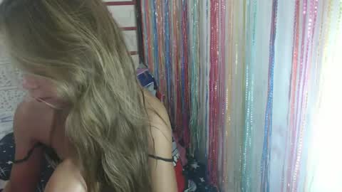 bebelove25 online show from March 8, 11:49 pm